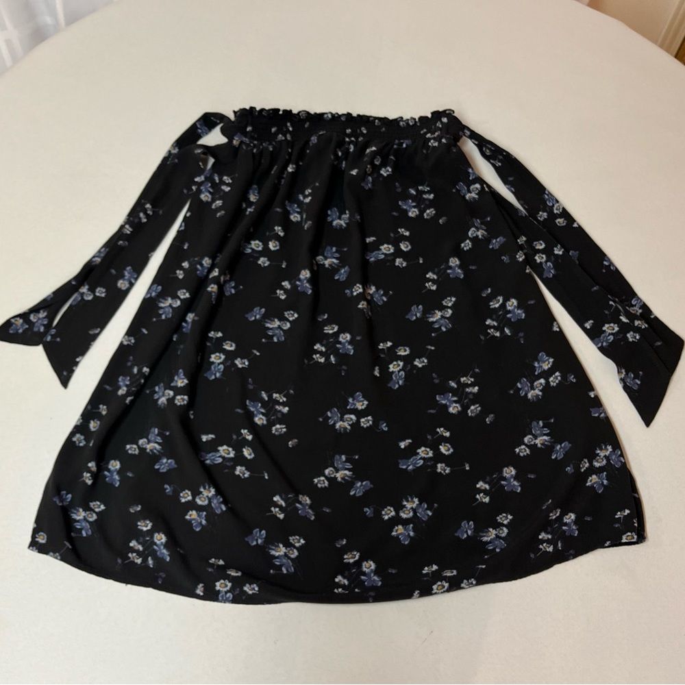 2/$20 -Blue & Black Floral Midi Maternity Skirt with a tie / summer weight
